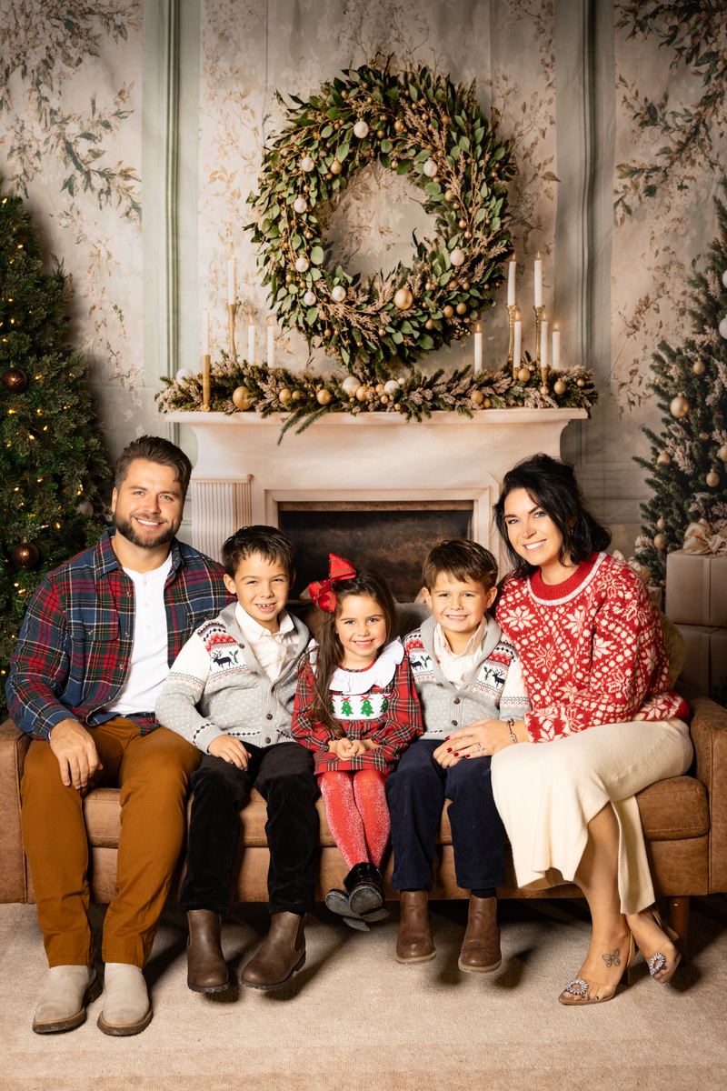 Skyler Yelton and family